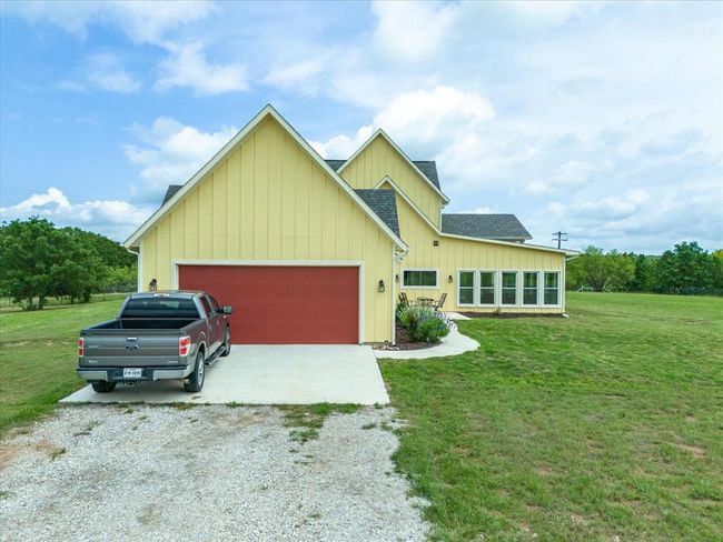 2025 County Road 1792, House other with 4 bedrooms, 3 bathrooms and null parking in Sunset TX | Image 36
