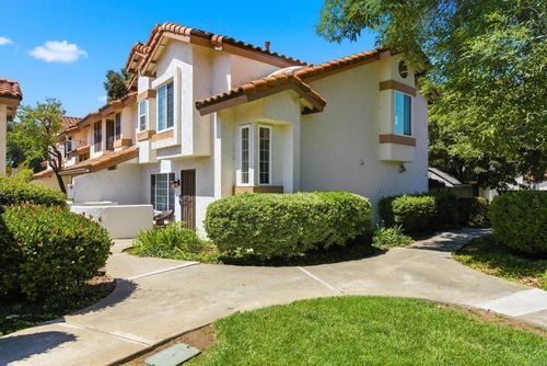 20-1651 S Juniper St, Escondido, CA, 92025-6130 | Card Image