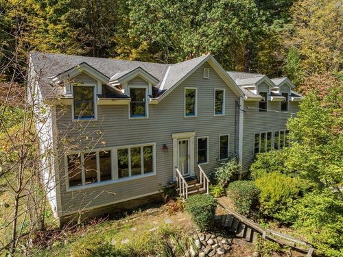 139 Water St, Leeds, MA, 01053-5300 | Card Image