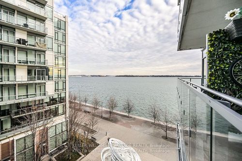 616-29 Queens Quay E, Toronto, ON, M5E0A4 | Card Image