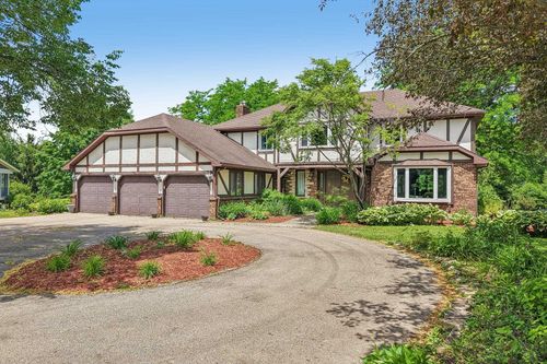 7746 Maas Drive, MIDDLETON, WI, 53593 | Card Image