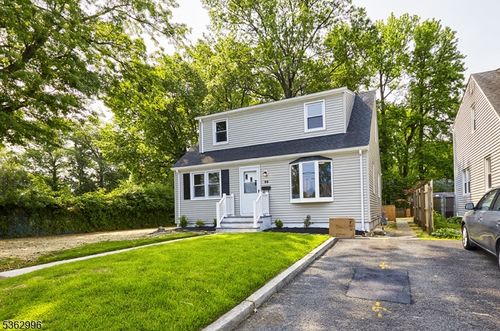 55 Willow Ave, Garwood, NJ, 07027-1345 | Card Image
