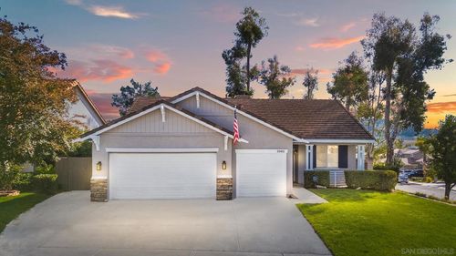 33451 Victoria Ct, Temecula, CA, 92592-4360 | Card Image