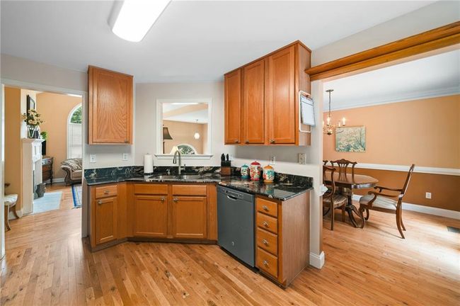 6355 Autumn View Pt Nw, House other with 4 bedrooms, 3 bathrooms and null parking in Acworth GA | Image 6