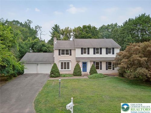 737 Apollo Dr, Bethlehem, PA, 18017-2515 | Card Image
