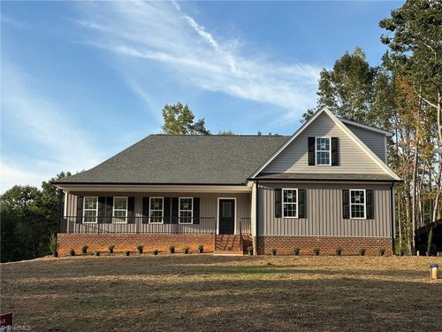 4156 Granite Rock Dr, Denton, NC, 27239-8423 | Card Image