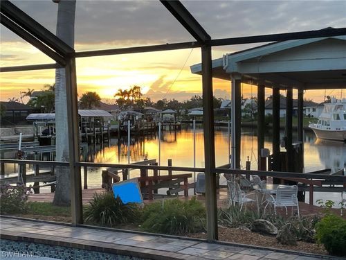 230 Randy Ln, FORT MYERS BEACH, FL, 33931-4010 | Card Image