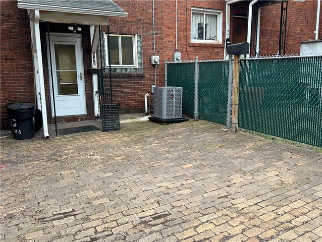 545 Howard St, Townhouse with 2 bedrooms, 1 bathrooms and null parking in E Pittsburgh PA | Image 20