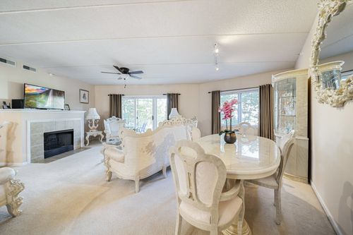 211-8300 Concord Dr, Morton Grove, IL, 60053-2242 | Card Image