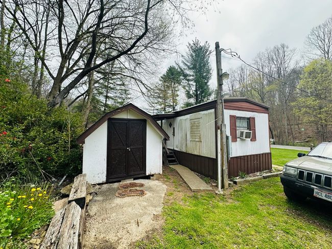 59665 Us Highway 50, Home with 6 bedrooms, 3 bathrooms and null parking in Mc Arthur OH | Image 7