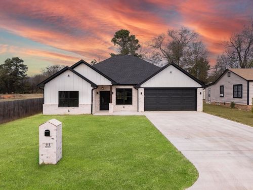 115 Vesta St, Longview, TX, 75602 | Card Image