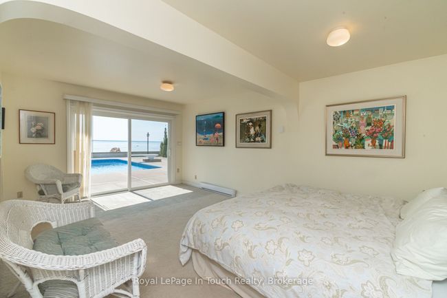 1420 Tiny Beaches Rd N, House other with 6 bedrooms, 4 bathrooms and 5 parking in Tiny ON | Image 10