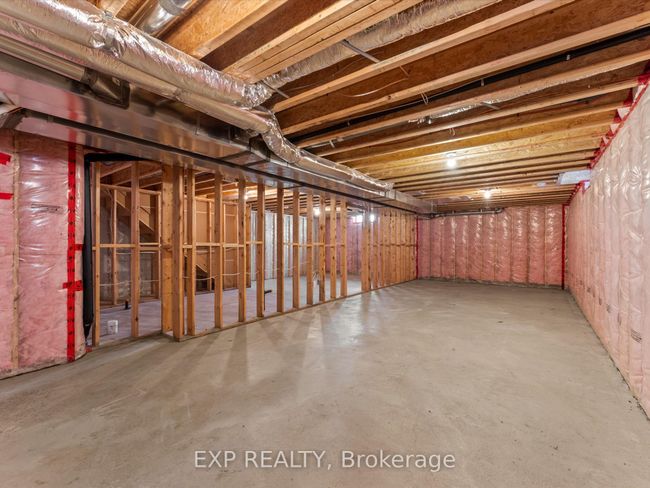 2540 Pillette Rd, House attached with 2 bedrooms, 2 bathrooms and 2 parking in Windsor ON | Image 28