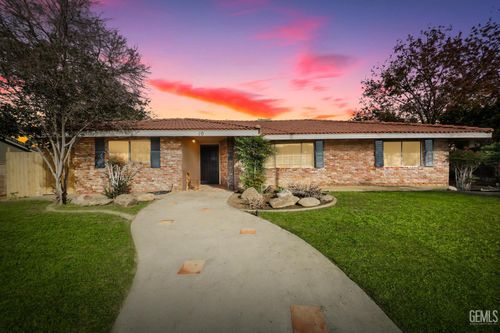 10 Grey Way, Taft, CA, 93268 | Card Image