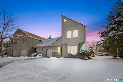 55-55 Elm Mdws, Enfield, CT, 06082-3061 | Card Image