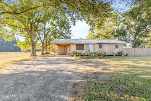 821 Chemin Agreable Rd, Youngsville, LA, 70592-6030 | Card Image