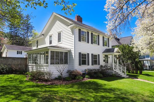 22 W 5th St, Corning, NY, 14830-3122 | Card Image