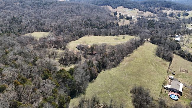 10585 Highway 25 E, House other with 3 bedrooms, 2 bathrooms and 2 parking in Hartsville TN | Image 44