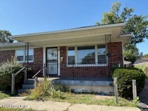 116 Alvina Way, Louisville, KY, 40214-3702 | Card Image