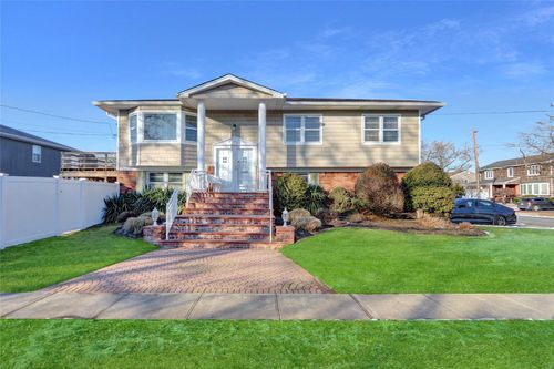 119 Ivy Ln, Lido Beach, NY, 11561-4910 | Card Image