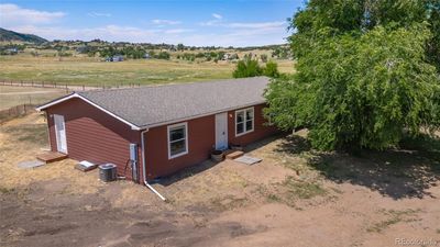 5790 Pine Cliff Avenue, House other with 3 bedrooms, 2 bathrooms and 2 parking in Sedalia CO | Image 2