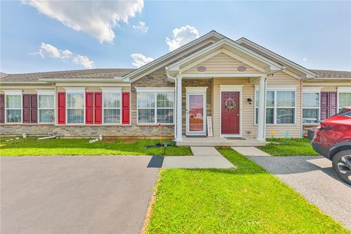226 Huntington Ln, Forks Twp, PA, 18040-8485 | Card Image