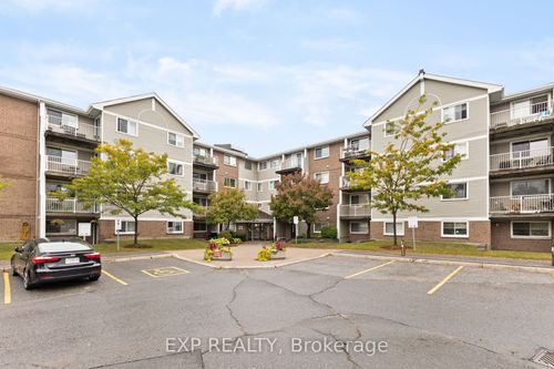 304-270 Brittany Dr, Ottawa, ON, K1K4M3 | Card Image
