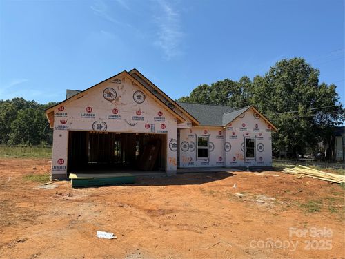 712 Mount Olive Church Rd, Newton, NC, 28658-1720 | Card Image