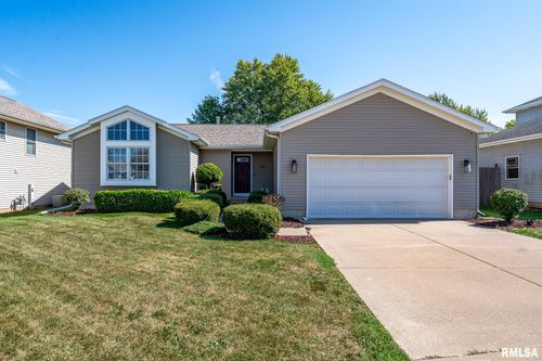 1805 13th St, Silvis, IL, 61282-2012 | Card Image