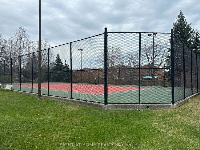 1406 - 300 Webb Dr, Condo with 3 bedrooms, 2 bathrooms and 1 parking in Mississauga ON | Image 29