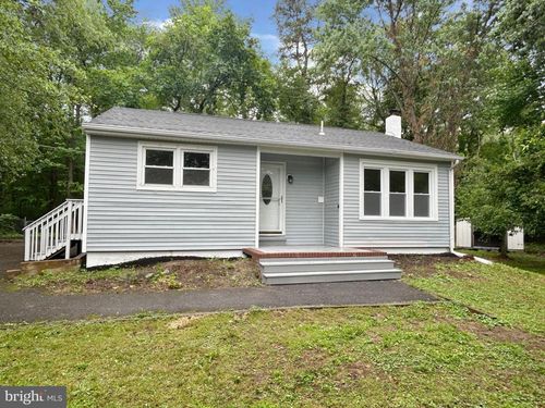 55 Columbus Ave, BROWNS MILLS, NJ, 08015-4010 | Card Image