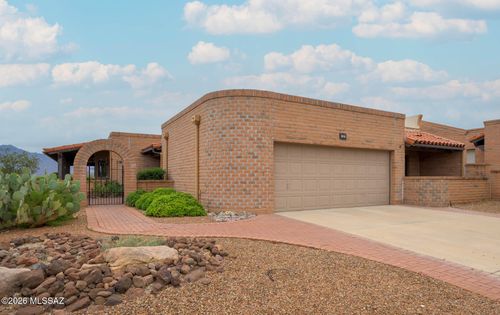 1013 W Desert Hills Dr, Green Valley, AZ, 85622-8435 | Card Image