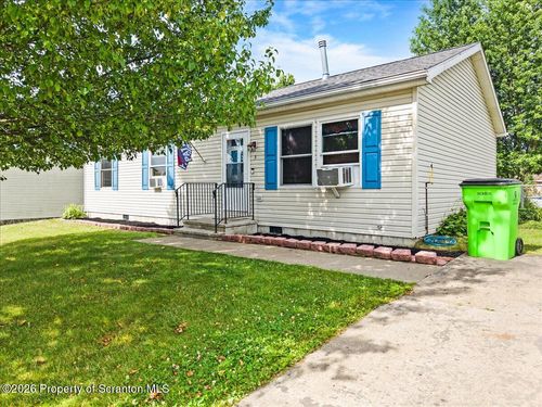 3 Jeanne Dr, Tunkhannock, PA, 18657-9570 | Card Image