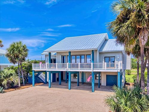517 E Gorrie Dr, Saint George Island, FL, 32328-2913 | Card Image
