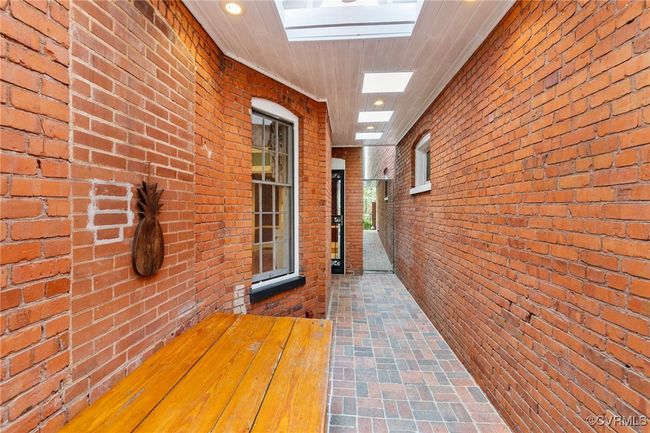 Side Atrium to Rear Terrace-15 skylights, lighting and electrical outlets | Image 41