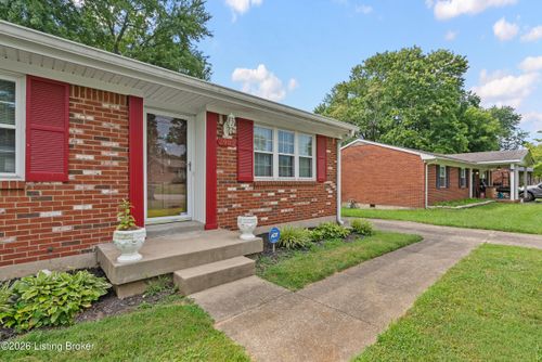 3902 Iron Horse Way, Louisville, KY, 40272-2917 | Card Image