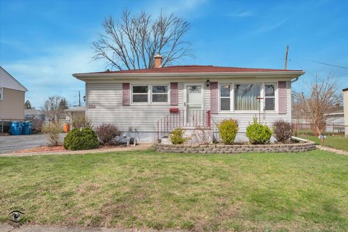 3341 Maple Dr, Highland, IN, 46322-1246 | Card Image