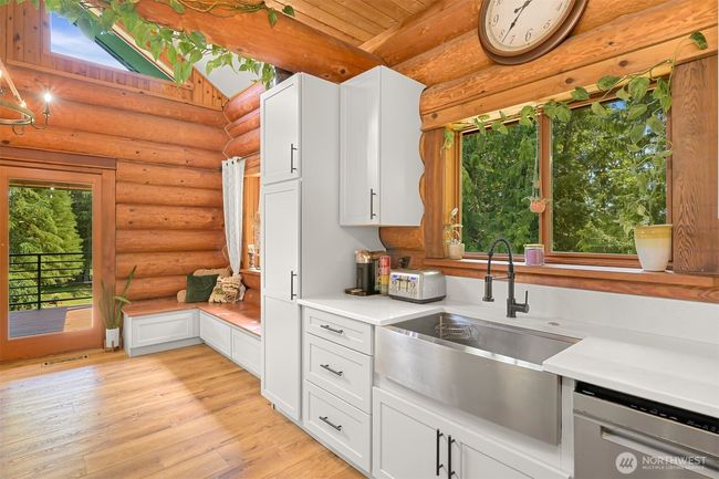 2046 E Smith Rd, House other with 3 bedrooms, 4 bathrooms and 5 parking in Bellingham WA | Image 16