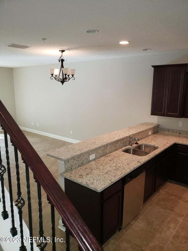 133 4150 Quiet Creek Loop, For Sale in Middleburg Zoocasa