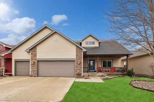 80 Broderick Dr, Waukee, IA, 50263-8643 | Card Image