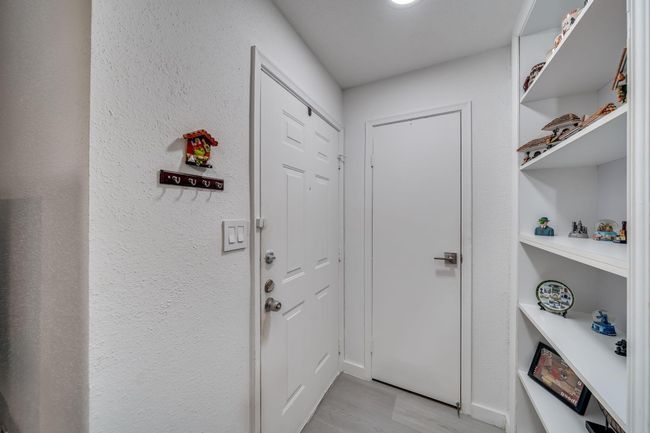 APT-313 - 927 Riverside Dr, Condo with 1 bedrooms, 1 bathrooms and null parking in Coral Springs FL | Image 5