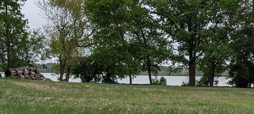 2101 Country Club Dr Ne, Willmar, MN, 56201-2186 | Card Image