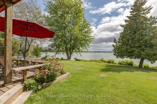 17 Davy Point Cir, Keswick, ON, L4P3H2 | Card Image