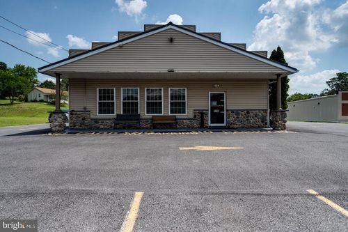 2210 Main St, MOHRSVILLE, PA, 19541-9391 | Card Image