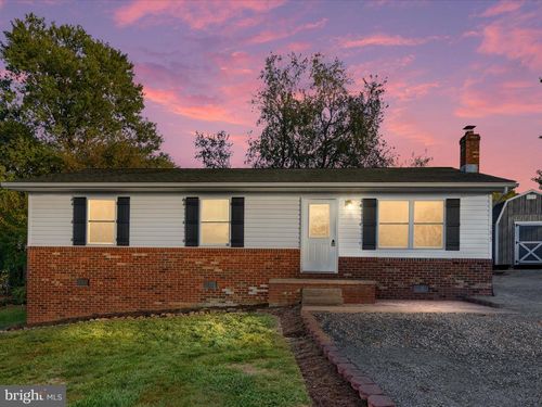 385 Walker Way, TIMBERVILLE, VA, 22853-9724 | Card Image