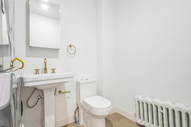 3 N Surrey Ave, House other with 8 bedrooms, 5 bathrooms and null parking in Ventnor City NJ | Image 21