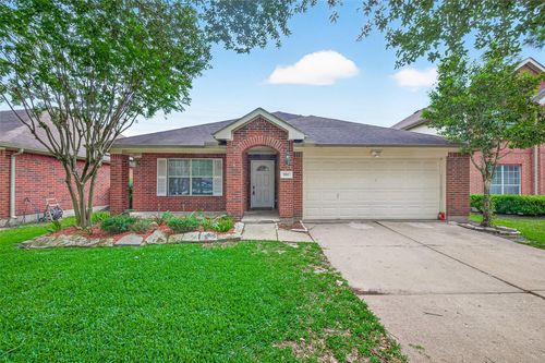 5517 Autumn Ash Ln, Rosharon, TX, 77583-2157 | Card Image