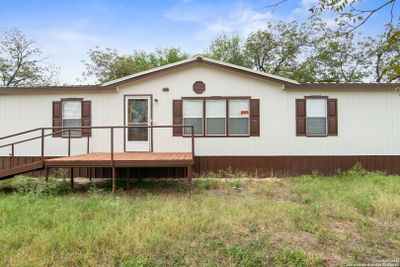 217 W Commerce, House other with 3 bedrooms, 2 bathrooms and null parking in Uvalde TX | Image 2