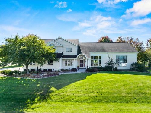 2112 W 3rd Street, Marshfield, WI, 54449 | Card Image