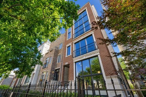 1-853 N Wood St, Chicago, IL, 60622-6434 | Card Image